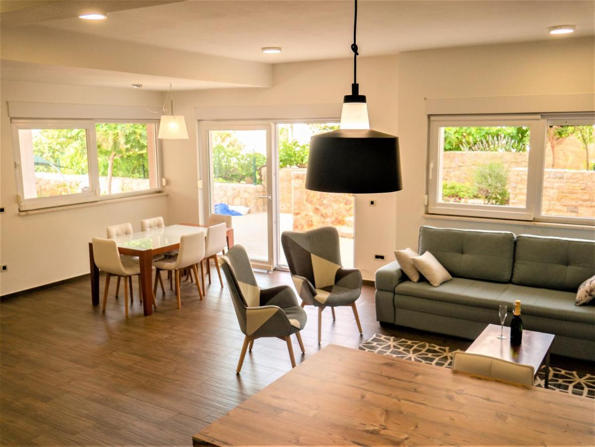 Apartment Sea&Mountain Винерац Екстериор снимка